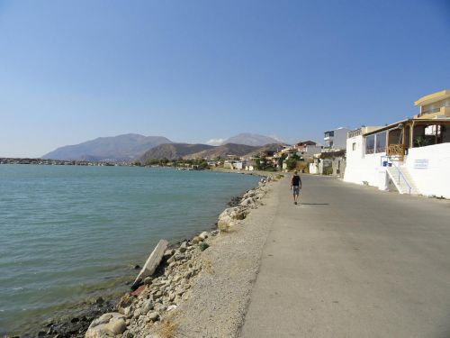 Kokkinos Pyrgos beach